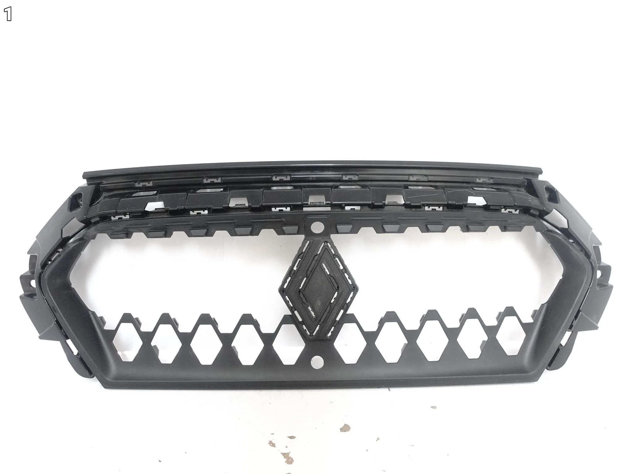 RENAULT CLIO VI X60 25- WZMOCNIENIE STELAŻ RAMKA POD GRILL ATRAPĘ PRZÓD 25f49f81c8ead6216238875114e778b2
