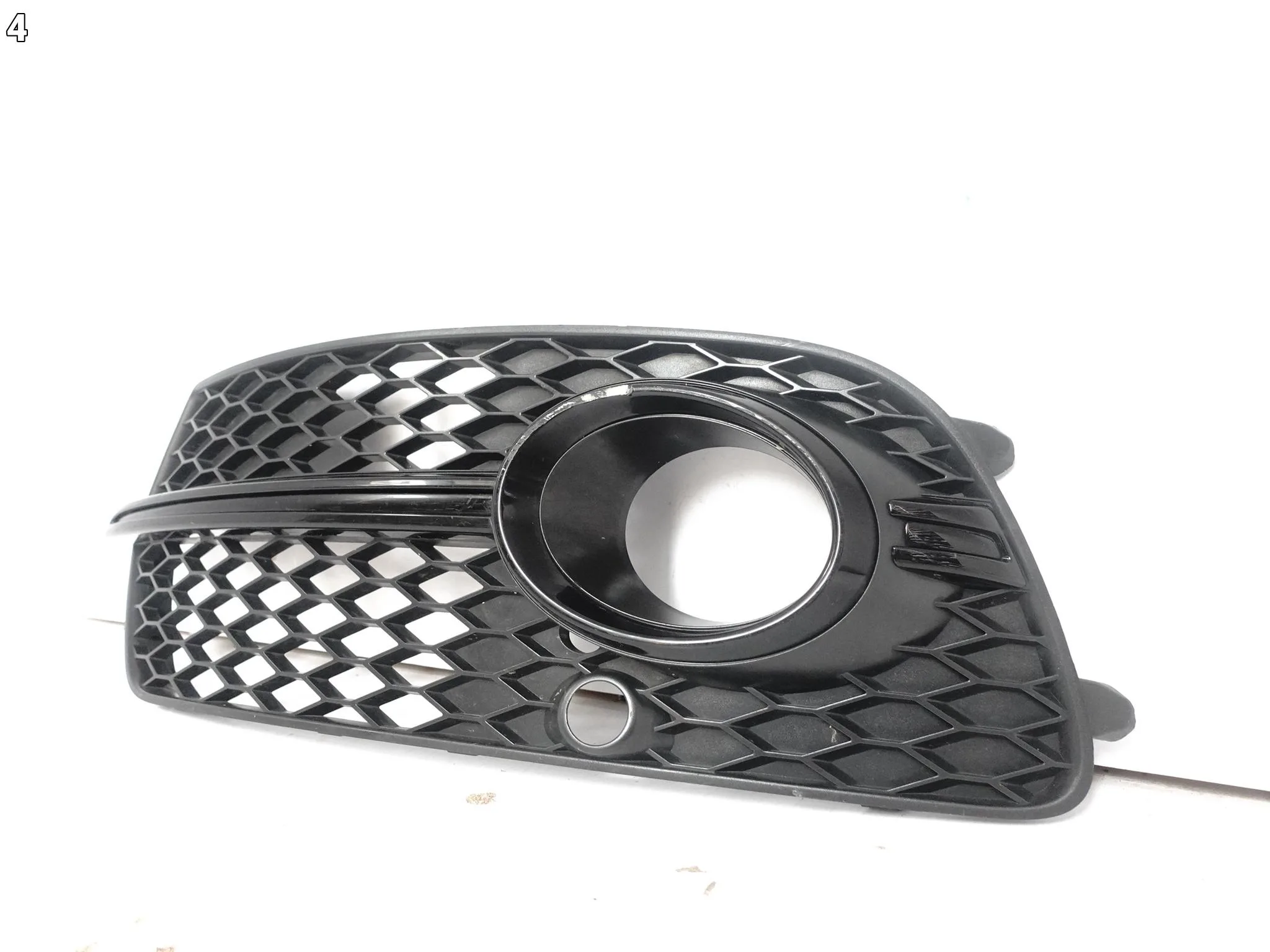 AUDI Q5 S-LINE 8R0 LIFT 12-16 KRATKA ATRAPA LISTWA W ZDERZAK PRZÓD LEWA ORG 13c2112bf5f05e0560ffc36d87f875e1