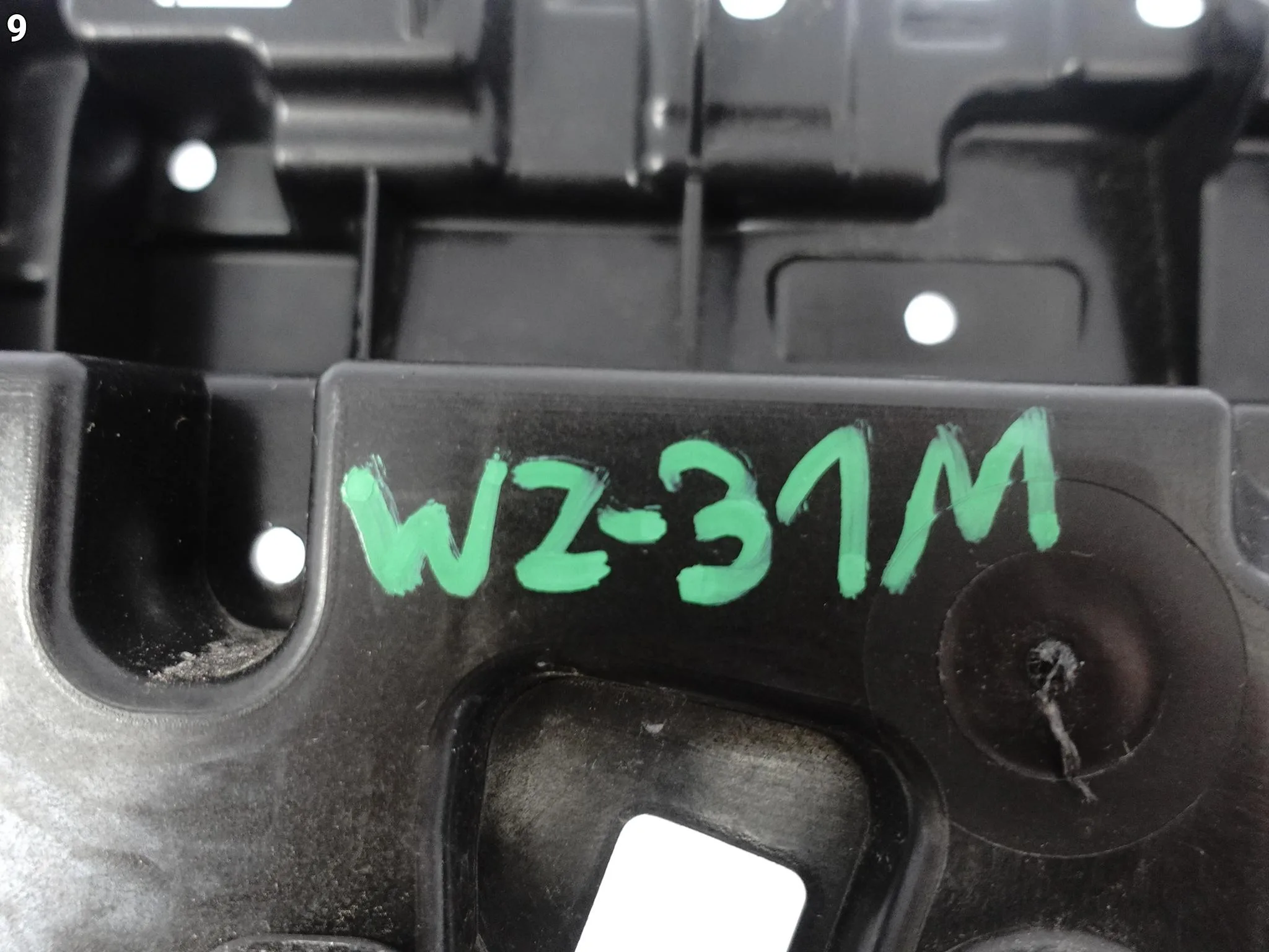 AUDI Q7 S-LINE SQ7 4M0 LIFT 24- WZMOCNIENIE STELAŻ POD GRILL ATRAPĘ PRZÓD f2a6a057d4c77b8984bac41adbab05a2