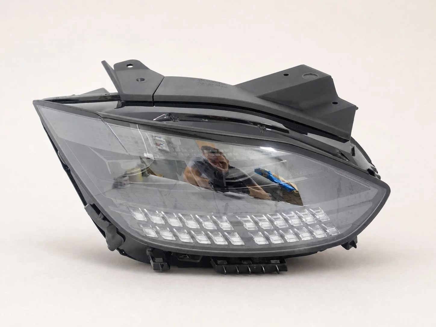 HYUNDAI IONIQ 6 VI CE 22-25 LAMPA FULL LED SYSTEM PRAWA PRZÓD EUROPA 8124c27927b3f21660b801b7ffe26111