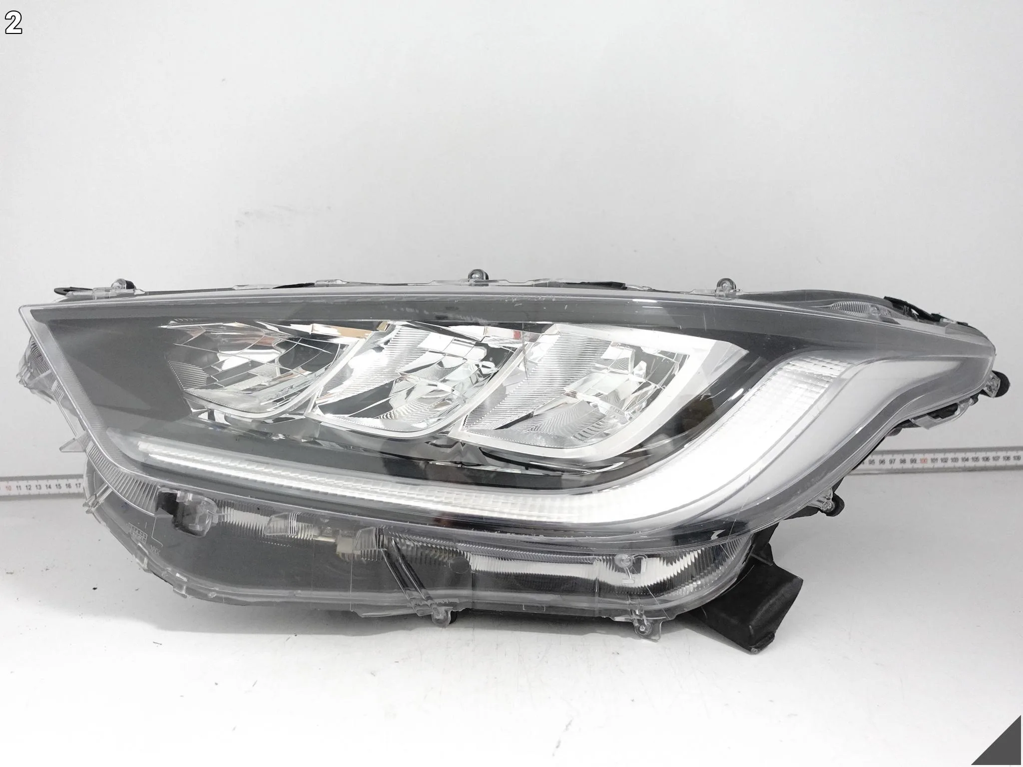 TOYOTA YARIS IV (4 GENERACJA) XP210 GR 20- LAMPA FULL LED LEWA PRZÓD EUROPA 9c9e5e395d254c1686d377e99f3f4834