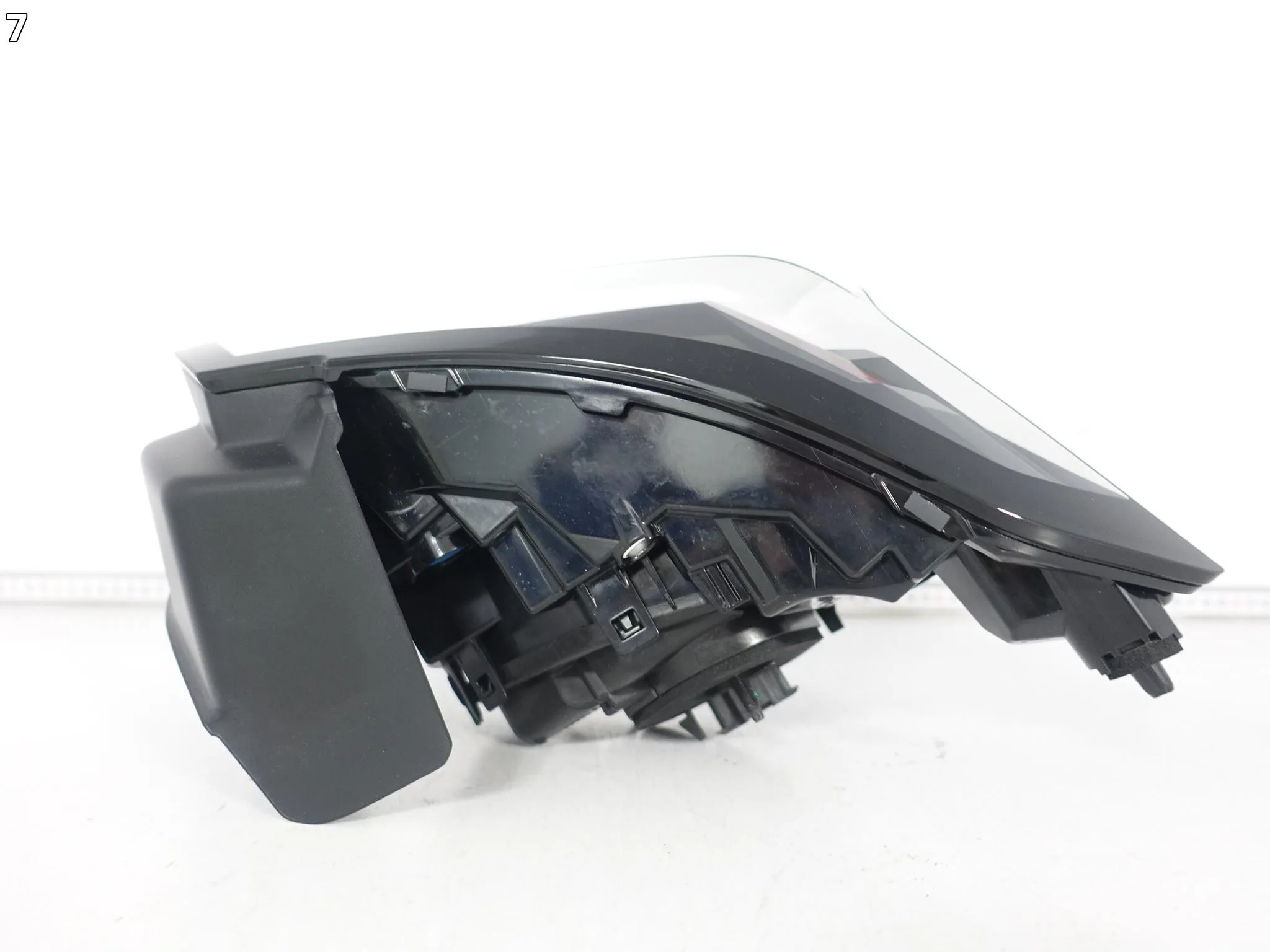 PEUGEOT 208 P21 II 2 E-208 GT 23- LIFT LAMPA LED LEWA TYŁ EUROPA 9045343bbd237725eb74892852920fb9