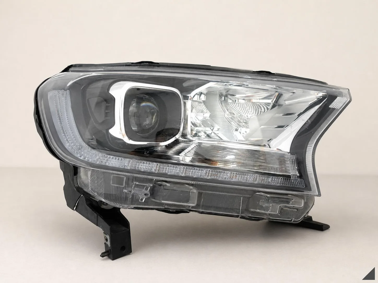 FORD RANGER V (5 GENERACJA) LIFT T6 19-22 LAMPA FULL LED PRAWA PRZÓD EUROPA d10cb200ad2ec61e6392e52afefc95ae