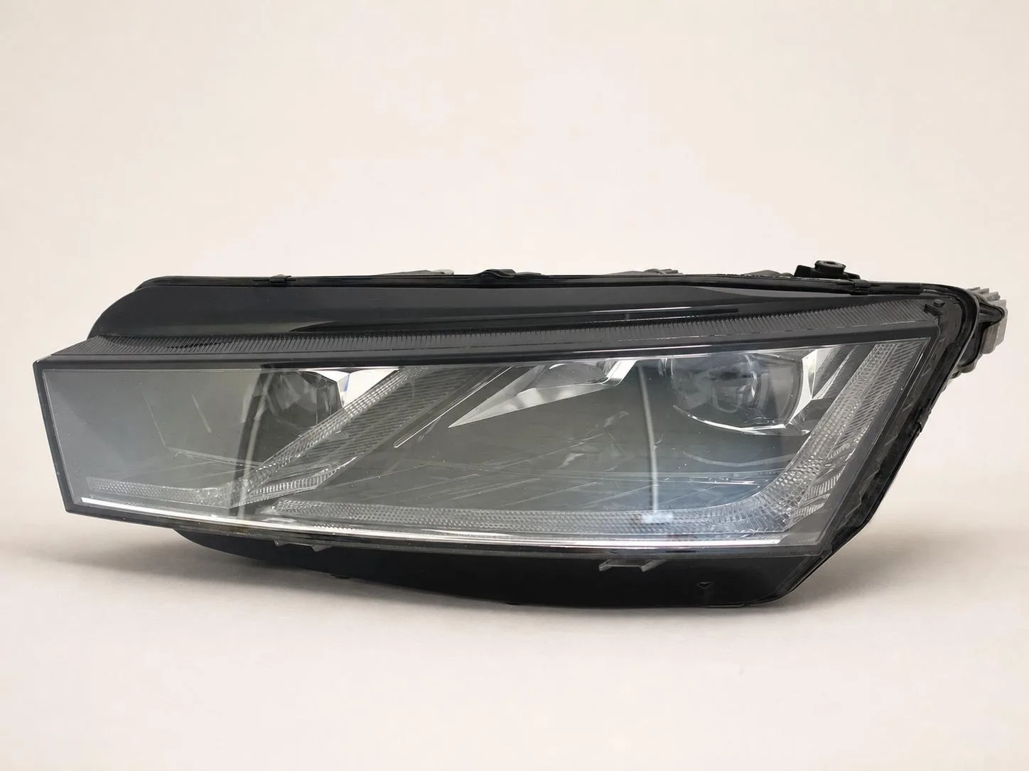 SKODA OCTAVIA IV 4 5E4 20-24 LAMPA FULL LED CRYSTAL LIGHTING LEWA PRZÓD EU 5225043ecf7f017fbf906508637514a5