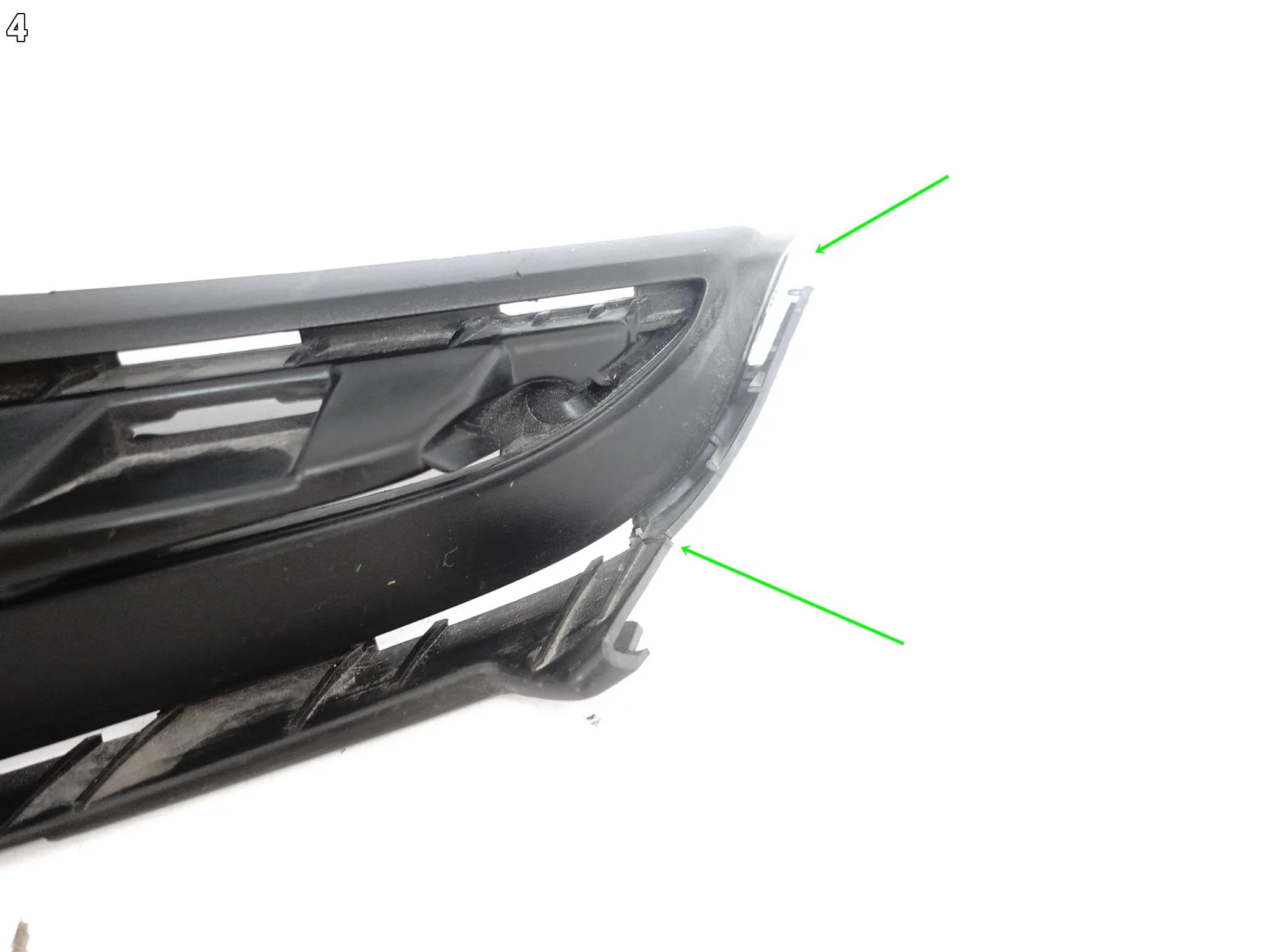 PORSCHE MACAN 95B LIFT 21- ATRAPA ZAŚLEPKA KRATKA WLOT W ZDERZAK PRZÓD LEWA 11f9da68d4a39a797f4c64644641f858