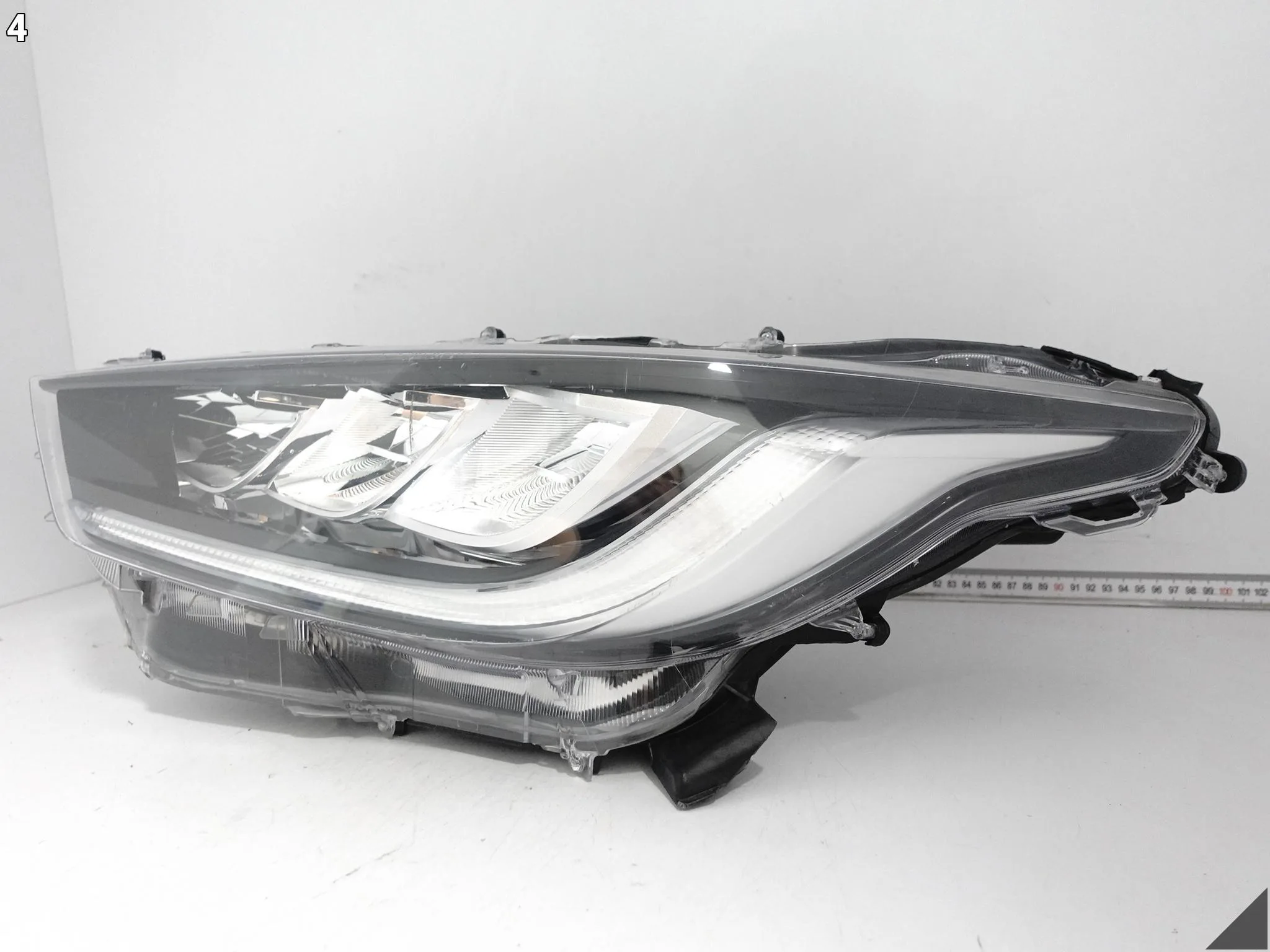 TOYOTA YARIS IV (4 GENERACJA) XP210 GR 20- LAMPA FULL LED LEWA PRZÓD EUROPA 78de1df7d79b426e3a2fed1f46eb7940