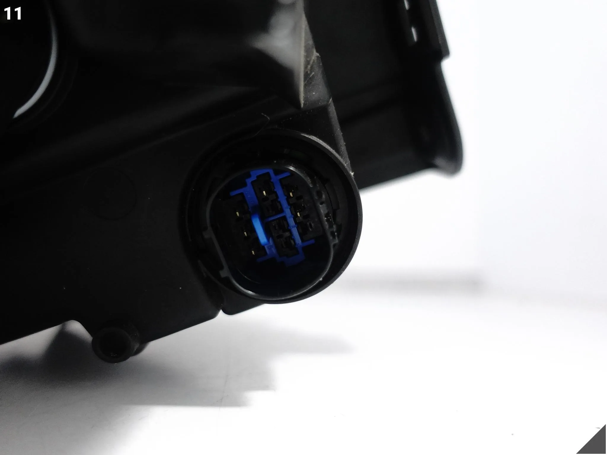 HYUNDAI INSTER AX1 EV 24- LAMPA ZWYKŁA HALOGEN + LED LEWA PRZÓD EUROPA ec98fe18718e922118cdf6363fbed381