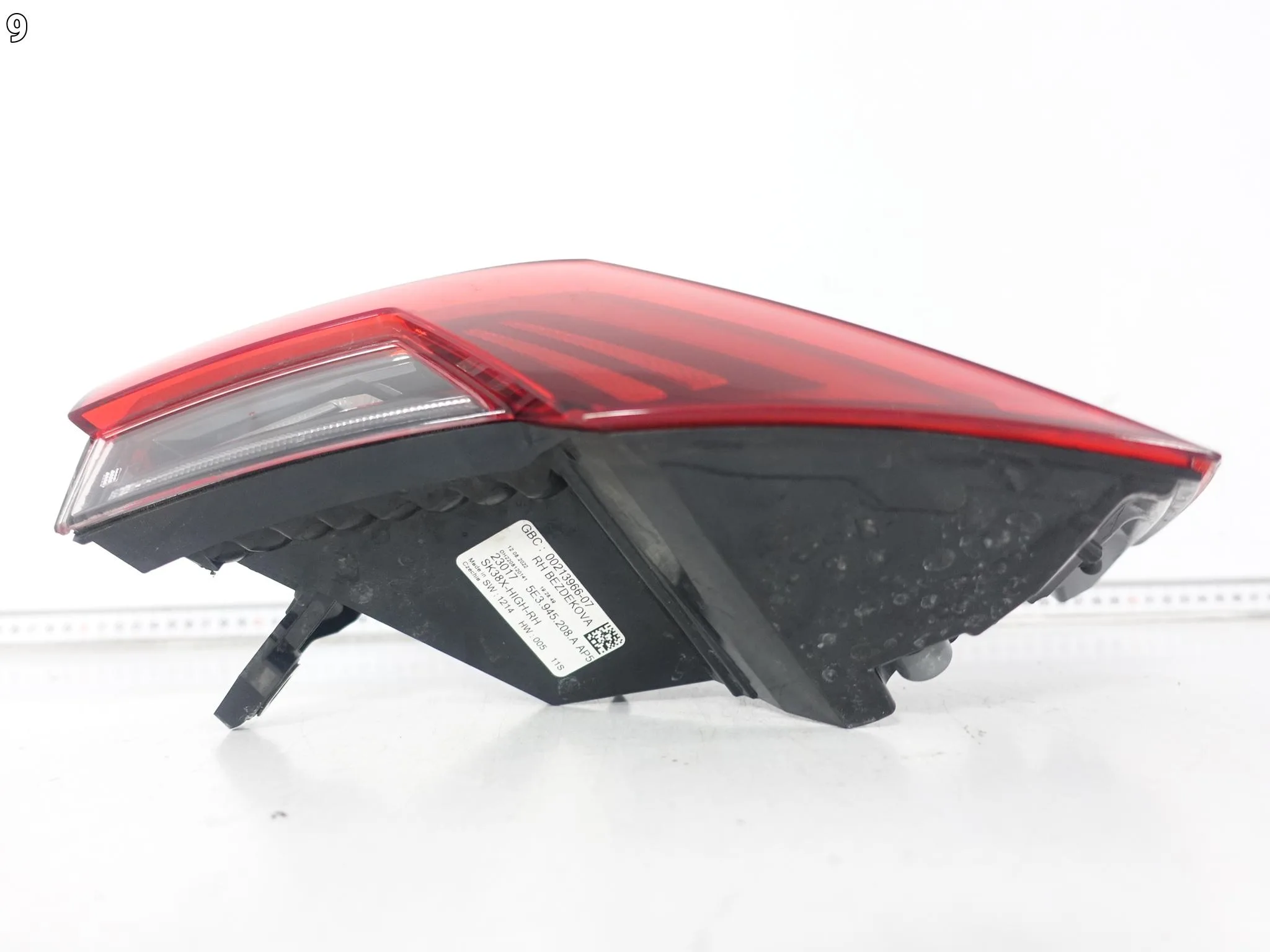 SKODA OCTAVIA NX IV 4 5E3 20-24 LAMPA LED PRAWA TYŁ W BŁOTNIK EUROPA 027e1527936525db71ddf227d0e2926d