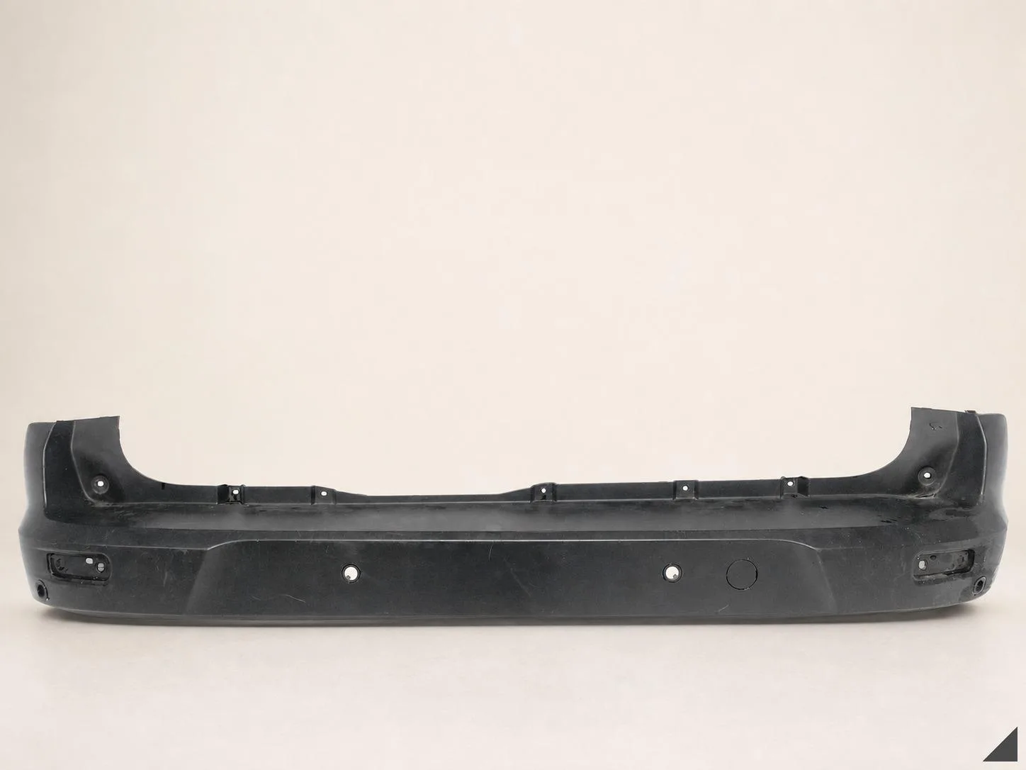 FORD TRANSIT / TOURNEO CONNECT II 2 12-22 ZDERZAK BUMPER TYŁ (4xPDC)