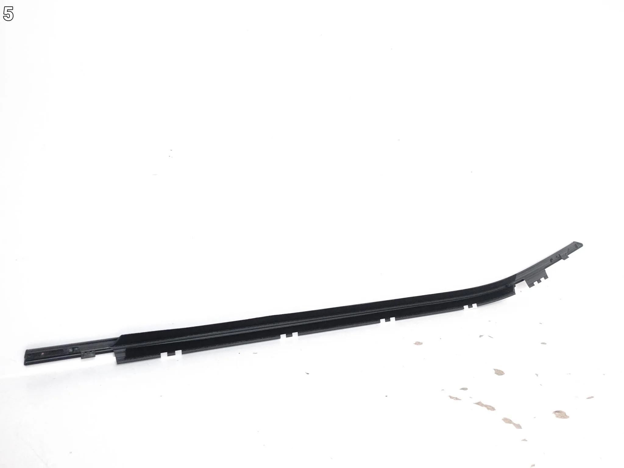 LEXUS NX II AZ20 21- LISTWA ZGARNIAJĄCA SZYBY DRZWI TYŁ PRAWA BLACK ORG 80b95bc834cd3948e61c15a8b0592150
