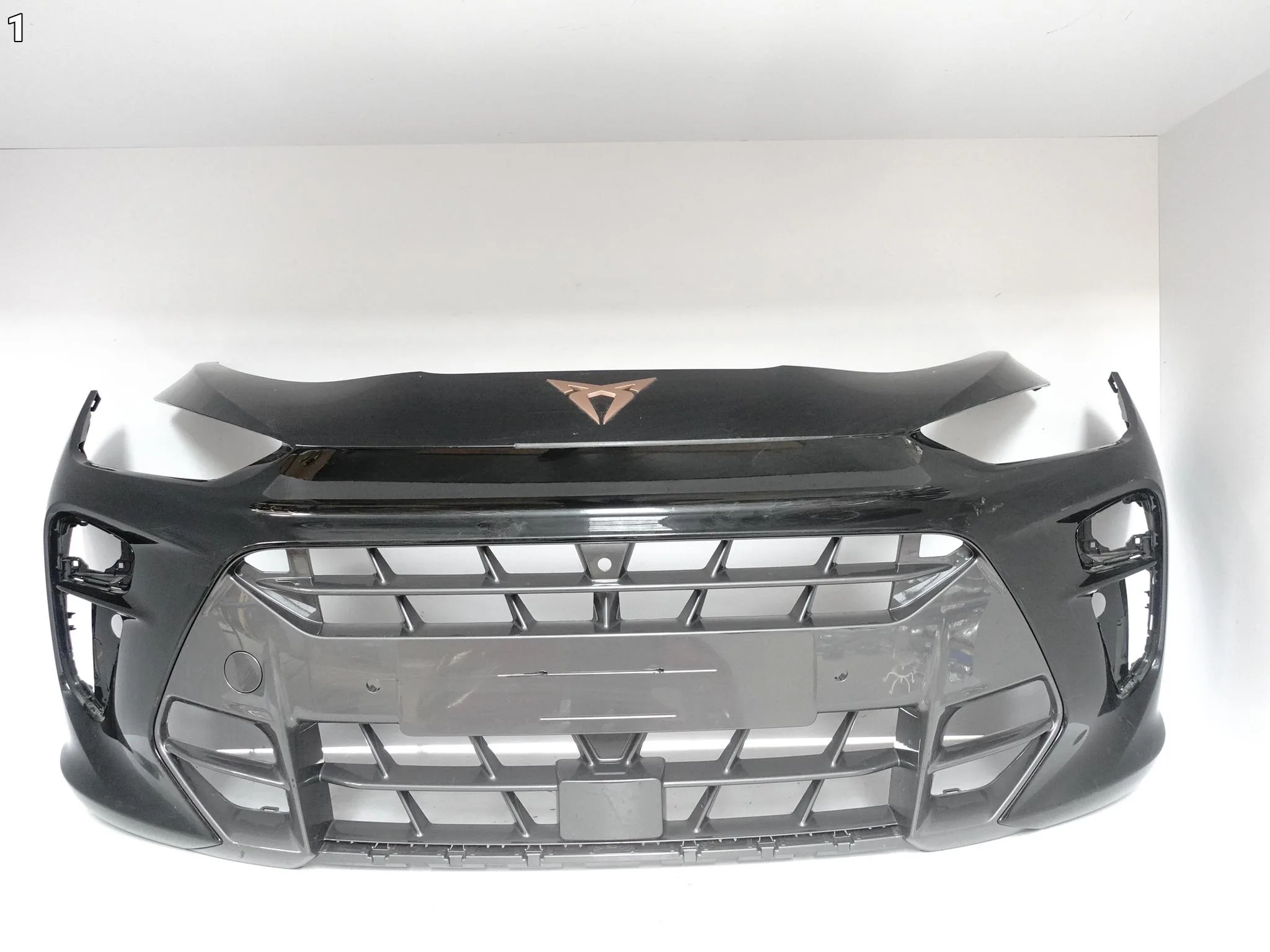 CUPRA TERRAMAR VZ 578 24- ZDERZAK BUMPER GRILL ATRAPA PRZÓD (PDC) 0258f417c03e012d78e1e6d99ba666b7