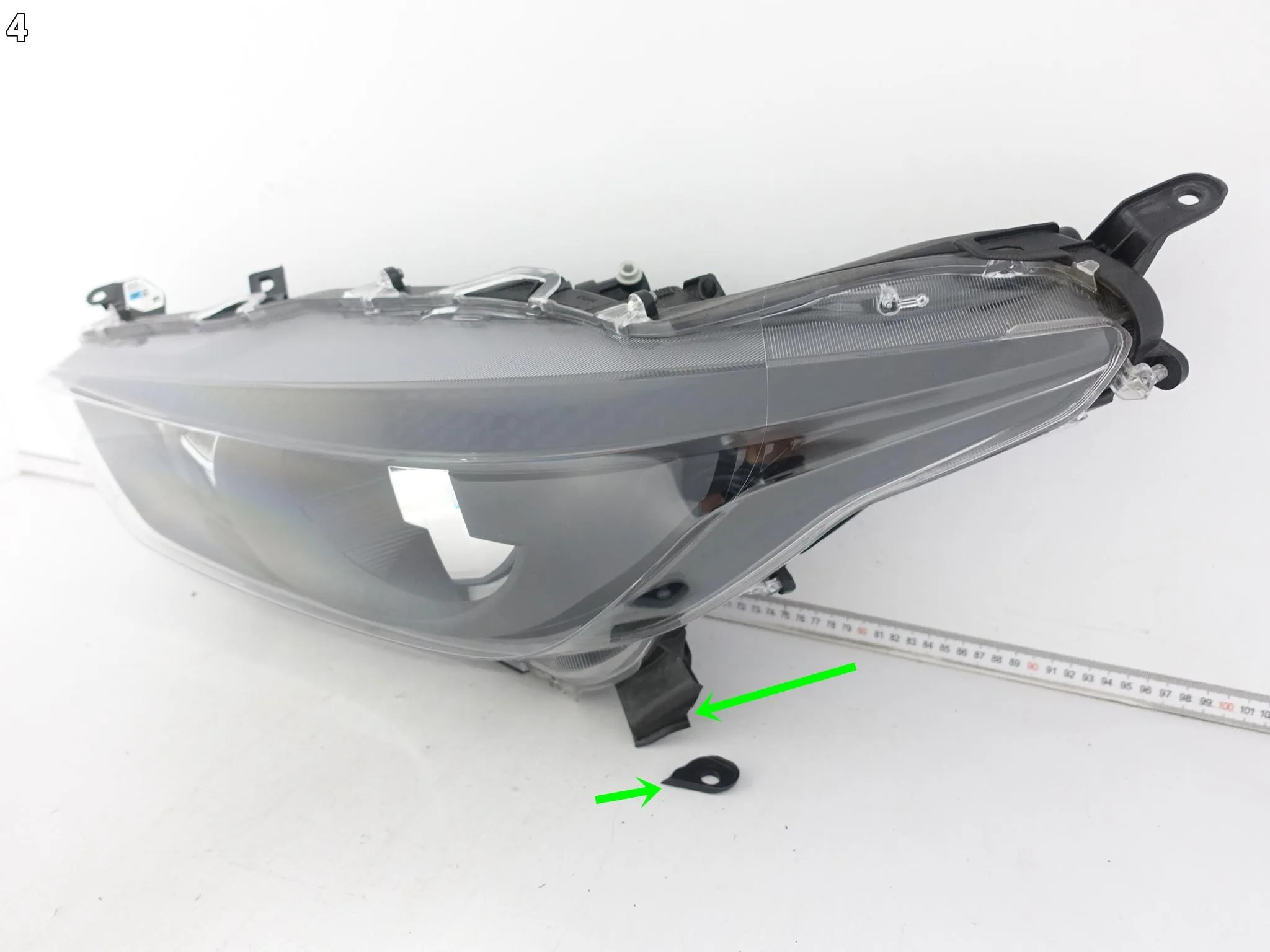 TOYOTA YARIS IV 4 XP210 20- LAMPA ZWYKŁA SOCZEWKA LEWA PRZÓD EUROPA 4944c2519c78320b14ee48db88adcd44