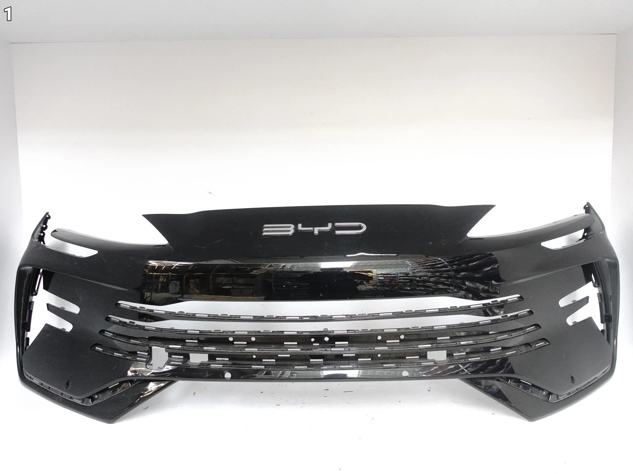 BYD SEAL U SONG PLUS SA3 DM-i 23- ZDERZAK BUMPER PRZÓD (PDC) 2692c9abccffbeaf69025008d5910e07