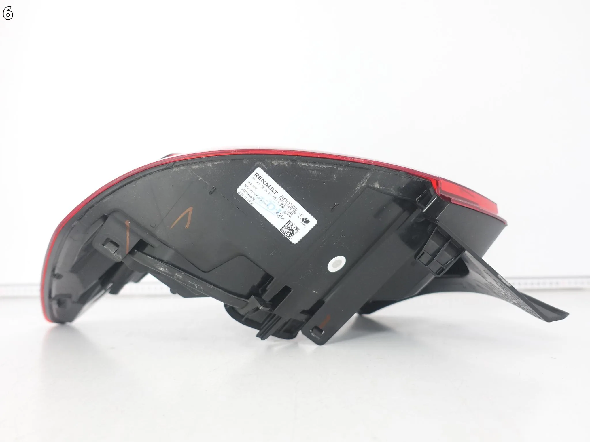DACIA SANDERO III 3 BJI 20-25 LAMPA LED W BŁOTNIK LEWA TYŁ EUROPA 40509cc8374c705ee396b56319626e7c