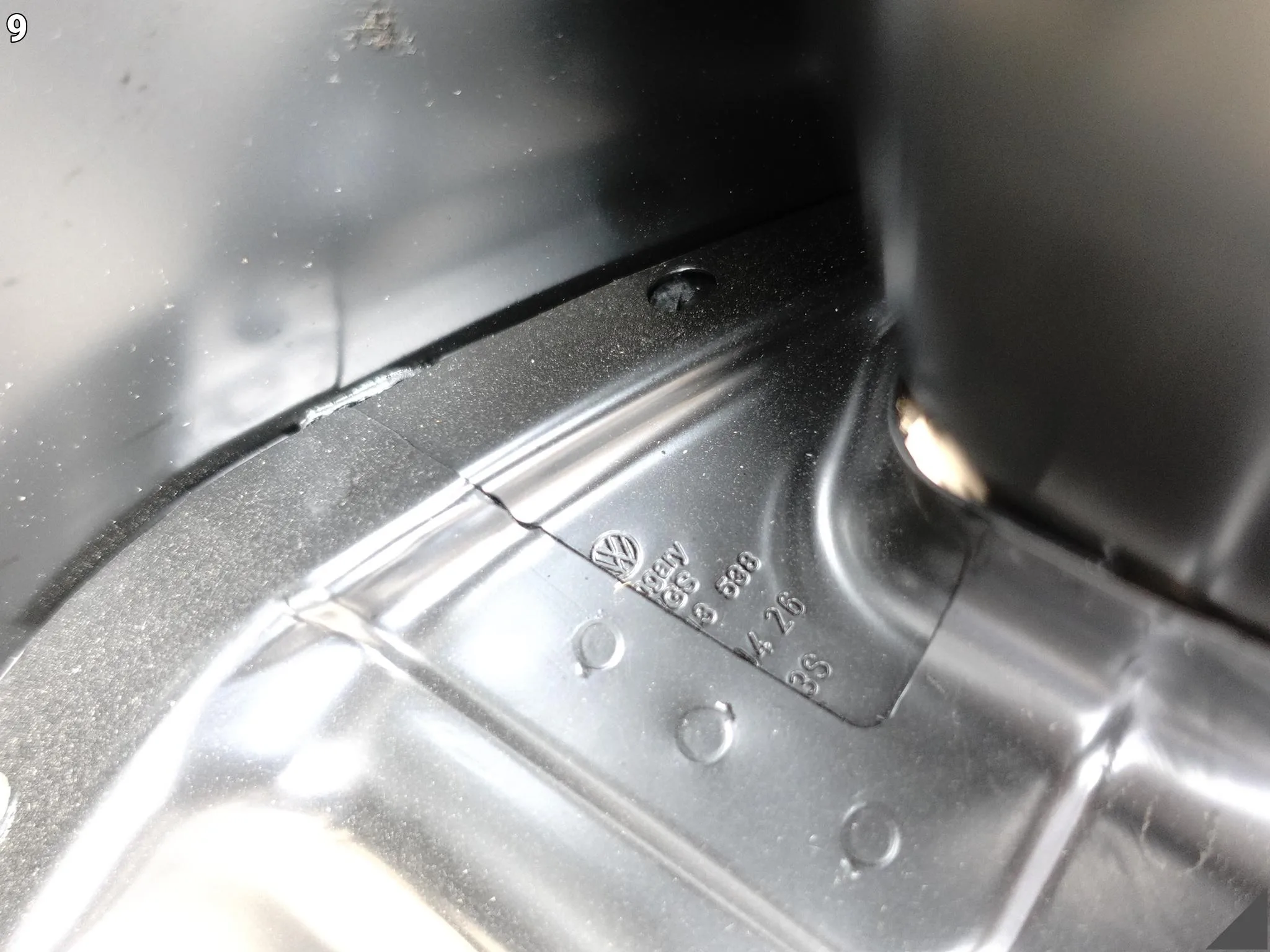 VW TOURAN 5TA II (2 GENERACJA) 15-26 LIFT BŁOTNIK POSZYCIE PRÓG PRAWY TYŁ 0c23c653f66d822c71d53d34f6f9b692